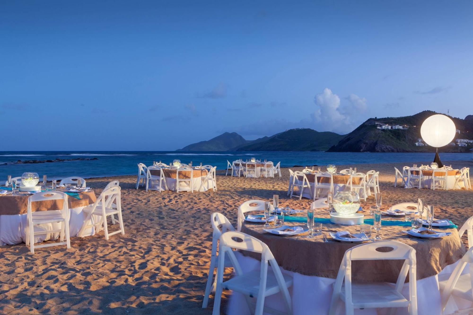 เซนต์ คิตส์ แมริออท รีสอร์ต แอนด์ เดอะ รอยัล บีช กาสิโน Hotel Frigate Bay ภายนอก รูปภาพ