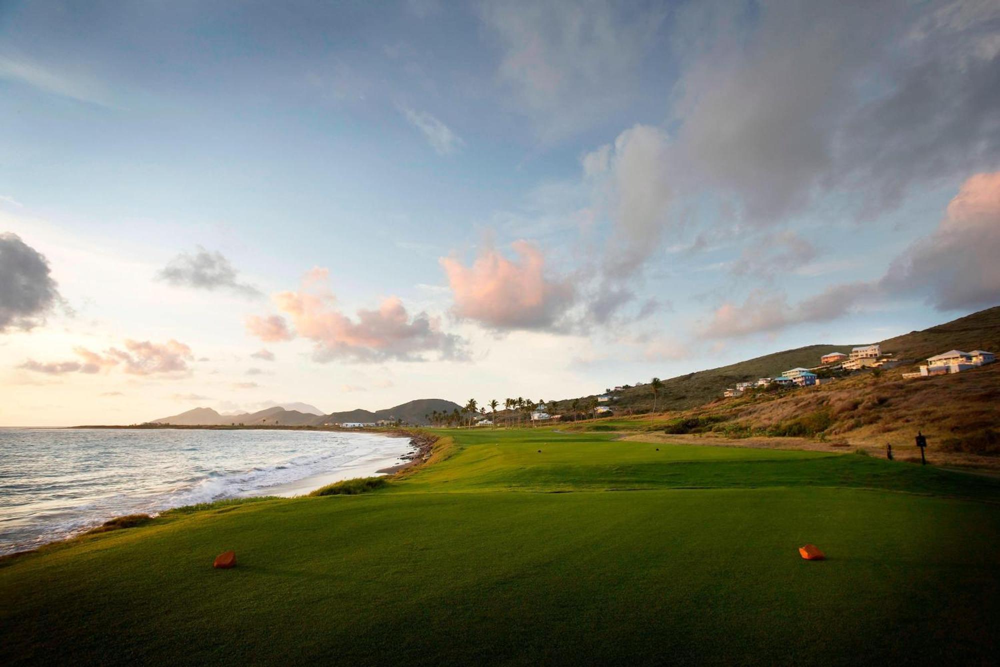 เซนต์ คิตส์ แมริออท รีสอร์ต แอนด์ เดอะ รอยัล บีช กาสิโน Hotel Frigate Bay ภายนอก รูปภาพ